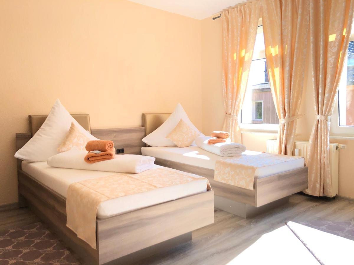 Pension Goldenes Vogtland Adorf Exterior photo
